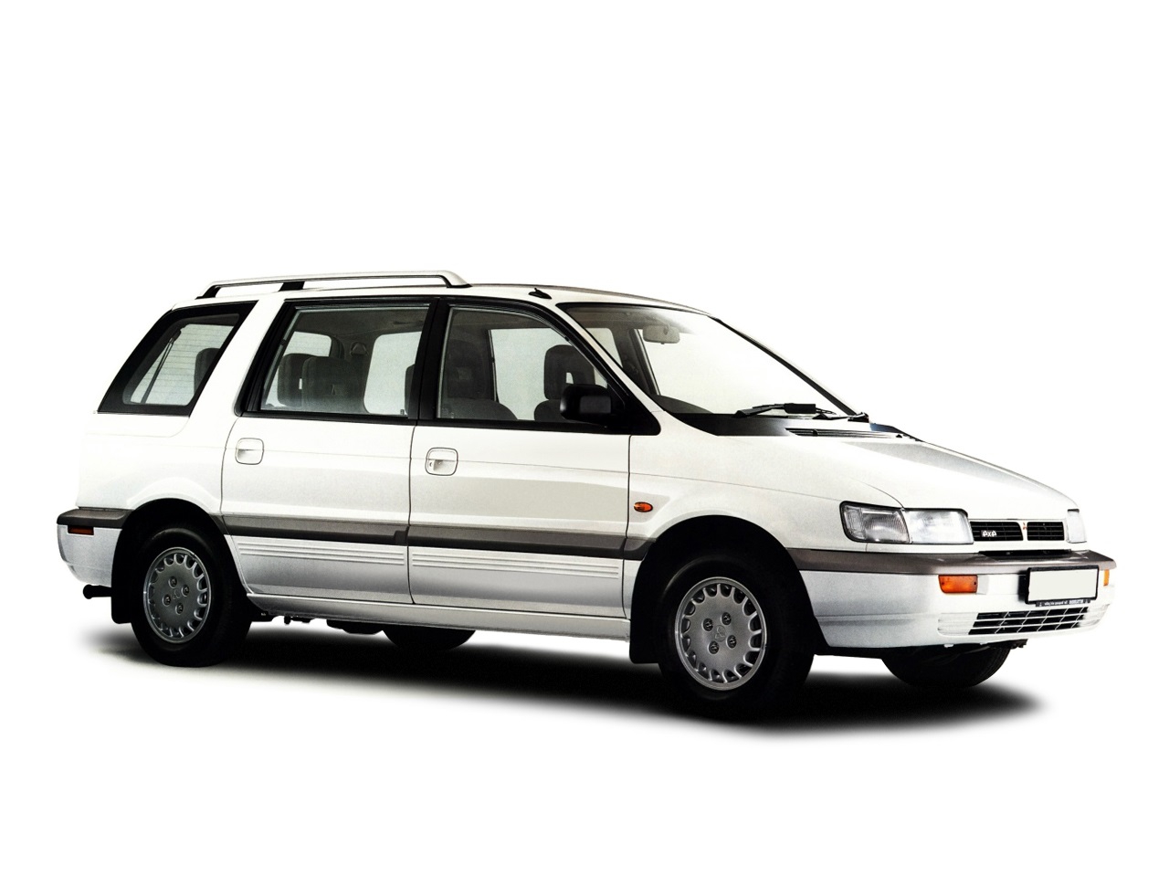 Митсубиси спейс вагон. Mitsubishi Space Wagon 1997. Мицубиси Спейс вагон 1991. Mitsubishi Space Wagon 1 поколение. Mitsubishi Space Wagon, 2 поколение (II),.